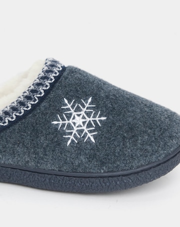 Cushion Walk Embroidered Snowflake Slippers - Extra Wide Fit (EEE)