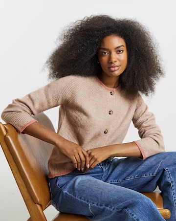 Sponge Whipstitch Crew Neck Cardigan