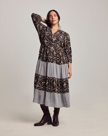 Julipa Petite Tiered Midi Dress