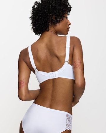 Triumph Delicate Doreen Non Wired Bra