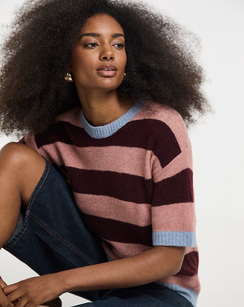 Short Sleeve Boxy Knitted Tee