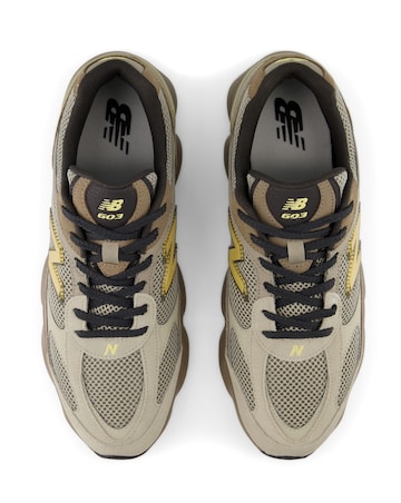 New Balance 603 Trainers