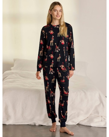 Chelsea Peers Classic Long Sleeve Crew Neck Christmas Pyjama Set