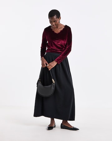 Berry Long Sleeve Scallop V Neck Velvet Top