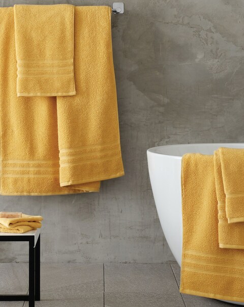 New In - Catherine Lansfield 6 Piece Towel Bale