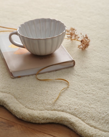 Scalloped Elsie Hand-Tufted Woollen Rug