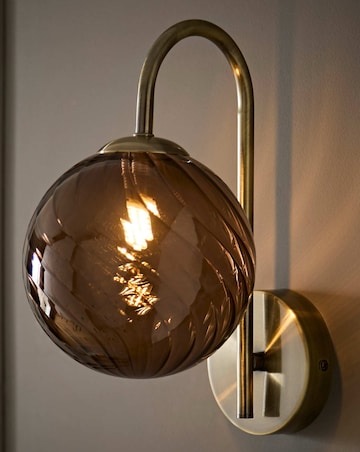ValueLights Sydney Brushed Brass with Brown Swirl Glass Wall Light