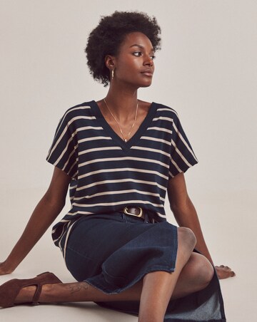 Anthology Stripe V Neck T-Shirt
