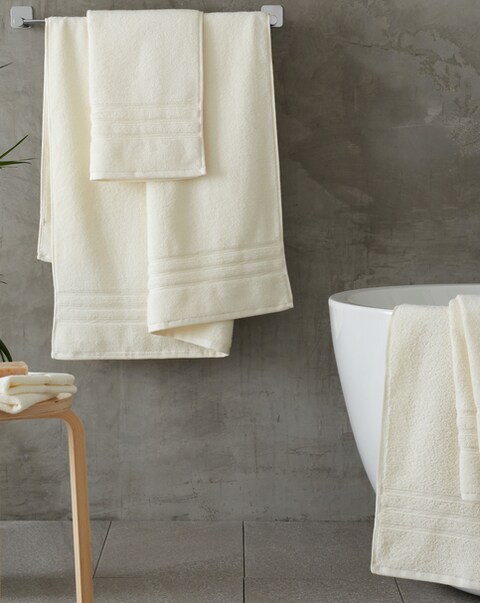 New In - Catherine Lansfield 6 Piece Towel Bale