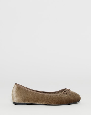Moxie Soft Ballerina Slipper - Extra Wide Fit (EEE)