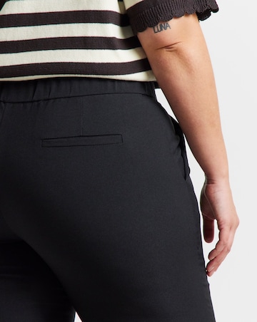 Straight Leg Workwear Trouser Regular