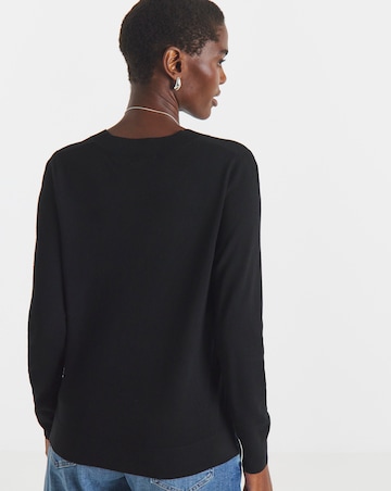 V Neck Jumper