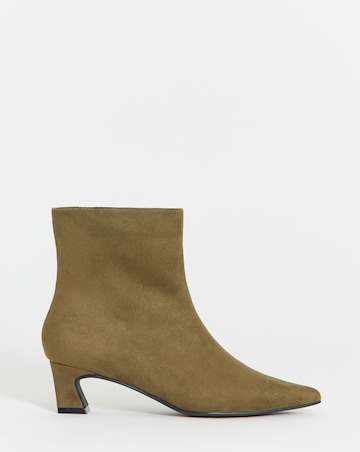 Tammy Flared Block Heel Pointed Ankle Boots - Wide Fit (E)