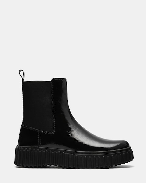 Clarks Torhill Maple Patent Chunky Boot Standard Fit