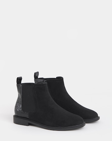 Helina Classic Ankle Chelsea Boots - Standard Fit (D)