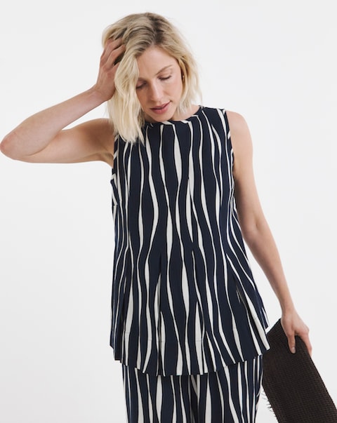 Printed Linen Mix Pleated Shell Top