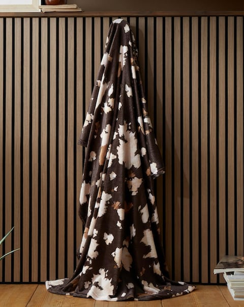 Fusion Cow Print Fleece Throw