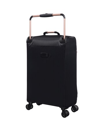 IT Luggage World's Lightest Medium Suitcase Set