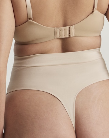 MAGISCULPT Seamfree Shaping Thong