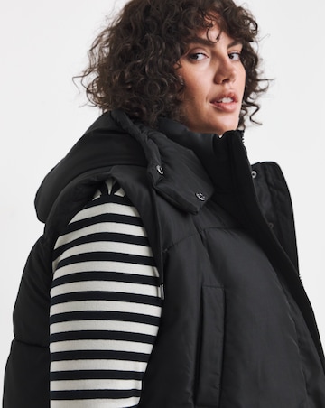 Black Short Padded Gilet