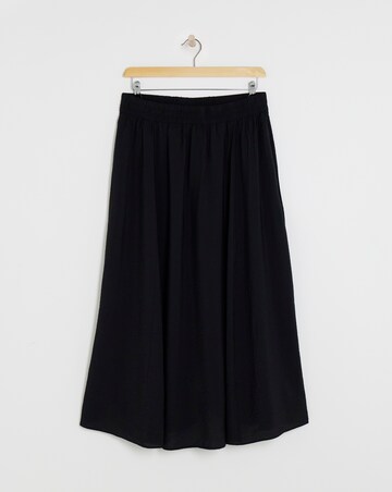 Black Full Hem Textured Volume Maxi Skirt
