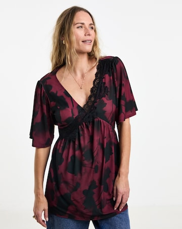 Print Lace Trim Angel Sleeve Longline Top