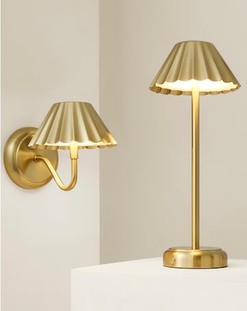 ValueLights Avery Gold Rechargeable Easy Fit LED Wall Light