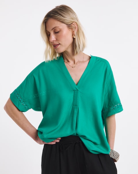 Crochet Trim Linen Mix Tunic Top