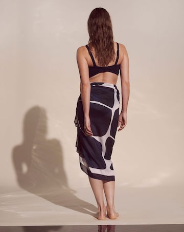 Anthology X Magisculpt Floral Printed Sarong