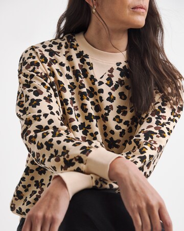 Drop Shoulder Printed Sweatshirt