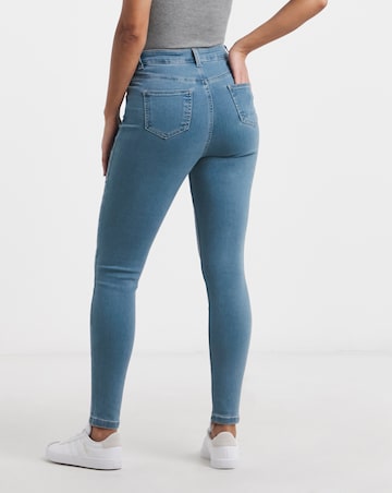 Mid Blue Highwaist Super Stretch Skinny Jeans