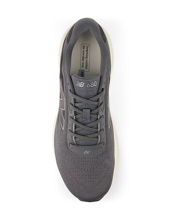 New Balance 680 Trainers