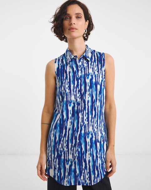 Dipped Back Sleeveless Shirt