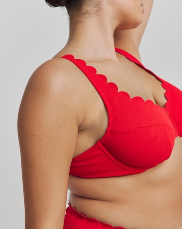 MAGISCULPT Contour Me Scalloped Edge Underwired Bikini Top