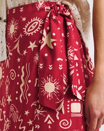 Simply Be Red Print Spun Viscose Wrap Midaxi Skirt