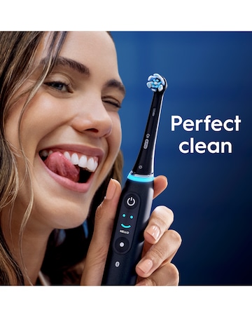Oral-B iO Ultimate Clean Black Refill heads 4 Pack