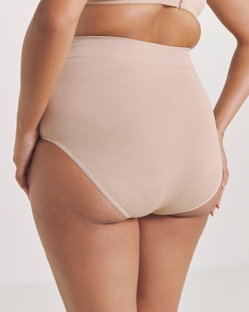 MAGISCULPT Medium Tummy Control Seamfree High Waist Brief Almond