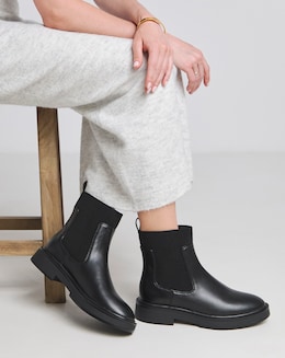 Rue Classic Chelsea Ankle Boots - Extra Wide Fit (EEE)