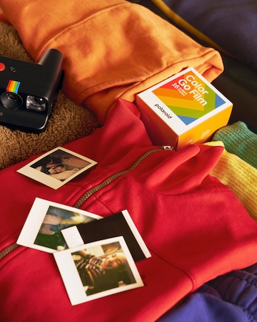 Polaroid Go Gen 2 Instant Camera - Everything Box - White