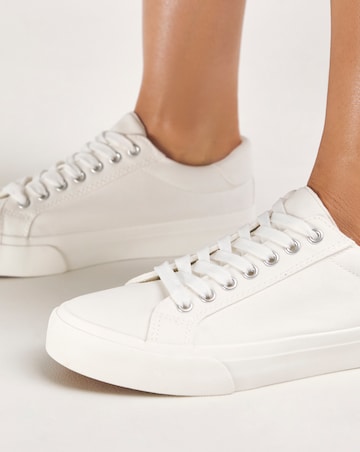 Busselton Lace Up Leisure Pumps Extra Wide Fit