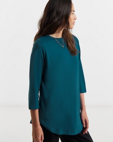 Longline Curved Hem 3/4 Sleeve Top