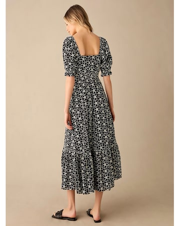 Ro&Zo Mono Sweetheart Neck Broderie Dress