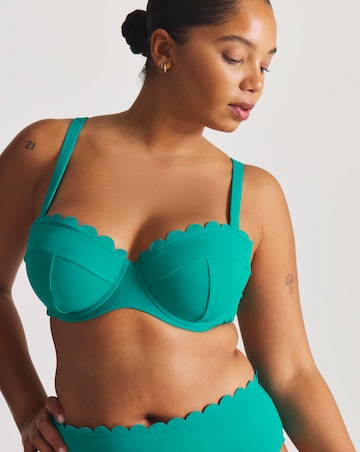 MAGISCULPT Scallop Edge Bandeau Bikini Top