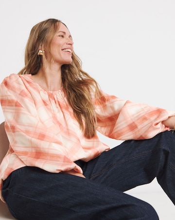 Bubble Sleeve Bubble Hem Top