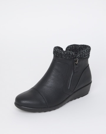 Cushion Walk Knitted Top Wedged Boots E Fit