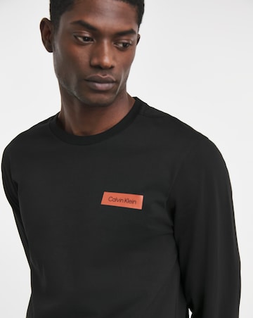 Calvin Klein Long Sleeve Graphic T-Shirt