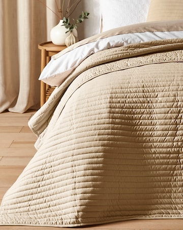 Bianca Quilted Lines Bedspread