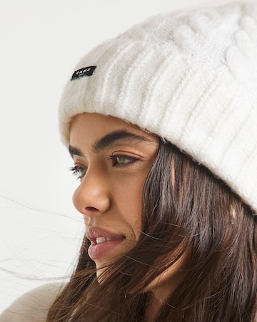 Revelle Cuff Beanie