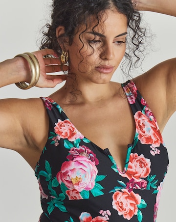 MAGISCULPT Medium Control V Wire Detail Swimsuit