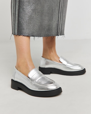 Vienna Simple Chunky Loafers - Wide Fit (E)
